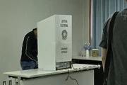 Votação termina às 17h no horário local e apuração terá início imediato Votação termina às 17h no horário local e apuração terá início imediato