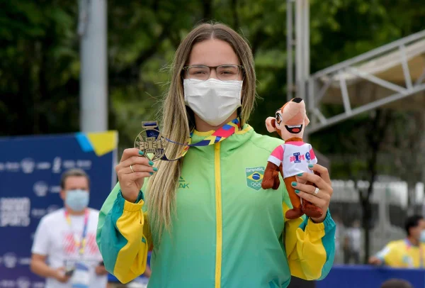Pâmela Rosa