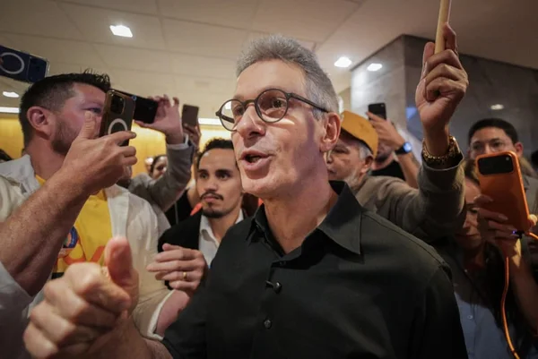 O Partido Novo realiza a Convenção Nacional que oficializa a candidatura de Romeu Zema à Presidência da República.