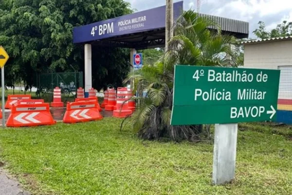 Batalhão - Metrópoles