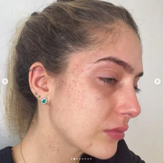 Estudante filmou ex-namorado após agressões: “Sai de perto de mim”
