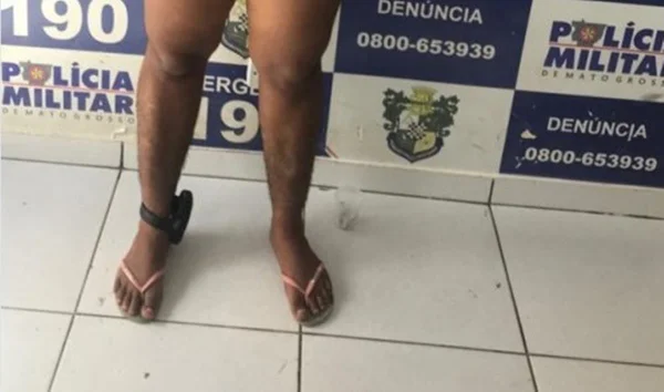 Mulher é presa por agredir PMs ao tentar impedir prisão do marido