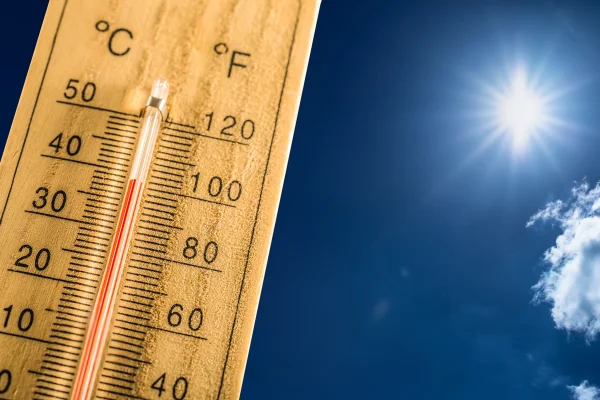 Foto de termômetro em frente ao sol - Aquecimento global registra maior ritmo desde 1880, aponta estudo - Metrópoles