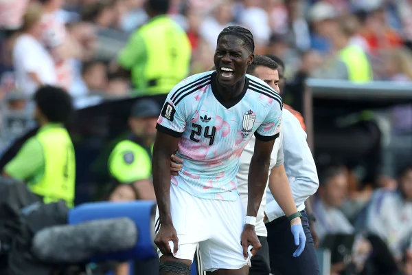 Onana, da Bélgica, tem lesão no joelho e está fora da Copa do Mundo