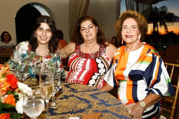 Anisse Zakhour, Aida Naoum Zakhour e Glória Novaes Anisse Zakhour, Aida Naoum Zakhour e Glória Novaes