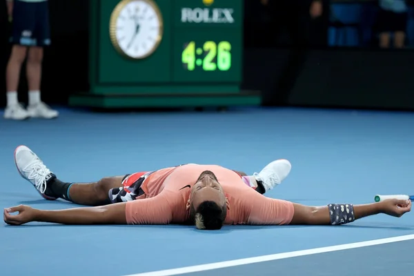 Kyrgios supera batalha e vai encarar Nadal no Aberto da Austrália