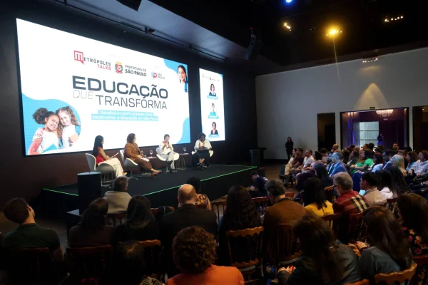 Especialistas debatem rumos da educação em SP