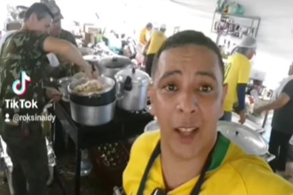 Militar da ativa atua em QG do DF, pede pix e incita mais protestos