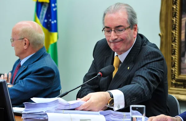 Membros do Conselho de Ética defendem que Cunha faça delação premiada