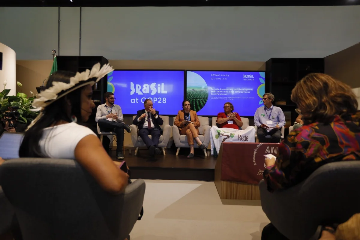 Reuniões produzidas pela Apex na COP28 contaram com palestrantes de várias áreas Reuniões produzidas pela Apex na COP28 contaram com palestrantes de várias áreas