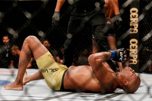 Anderson Silva desmente Anderson Silva: “Não fui nocauteado”