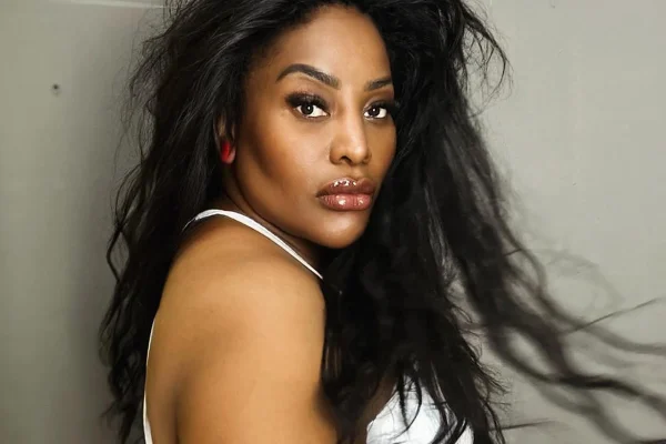"É uma m*rda", dispara Vanessa Jackson sobre produção da Record - Metrópoles