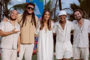 Além do áudio, o clipe da obra também já está disponível no YouTube
