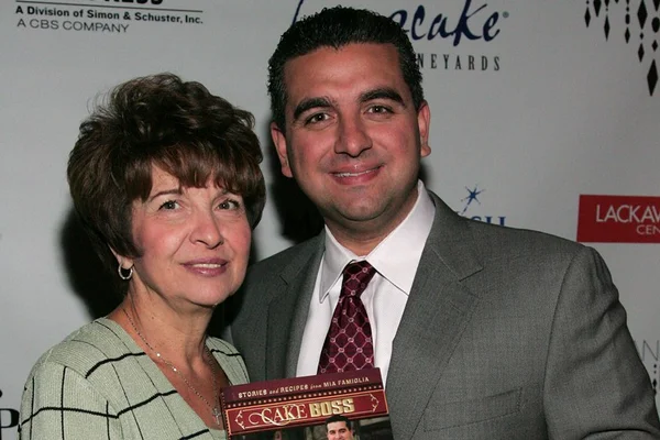 Mary Valastro, mãe do Cake Boss, morre aos 69 anos