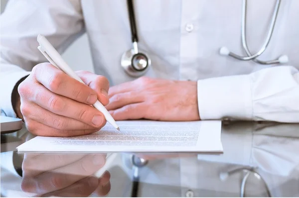Máfia das Próteses usava liminares para fazer cirurgias desnecessárias