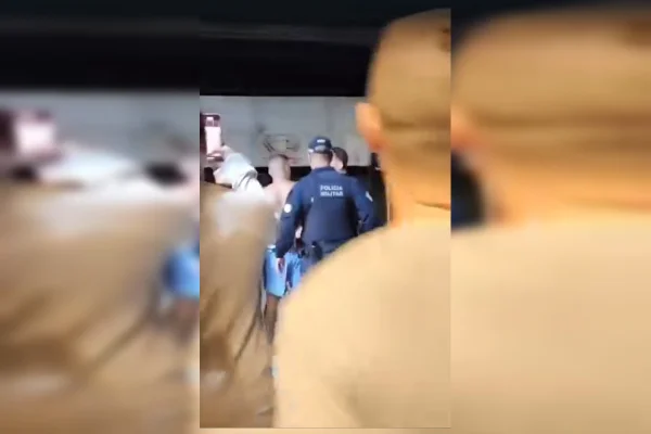 Gritos de terror: homem espanca companheira na frente da família no DF