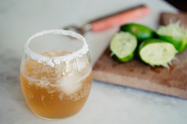 Veja como deixar a cerveja diferentona preparando um cozumel