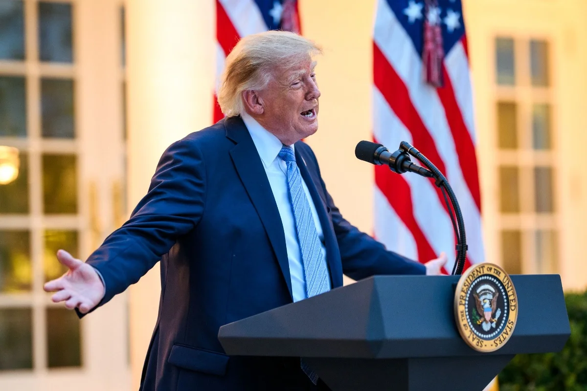 EUA: aprovação de Trump cai para 31% a duas semanas das eleições EUA: aprovação de Trump cai para 31% a duas semanas das eleições