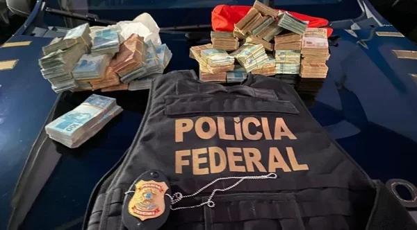 Homem é preso com R$ 360 mil em dinheiro vivo para campanha no Piauí