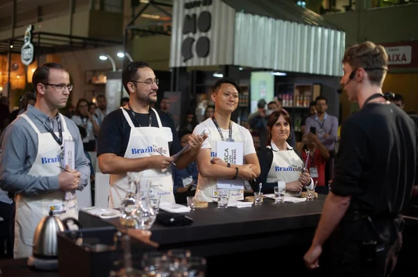 Brasilienses competem em campeonatos de café durante a SIC 2019