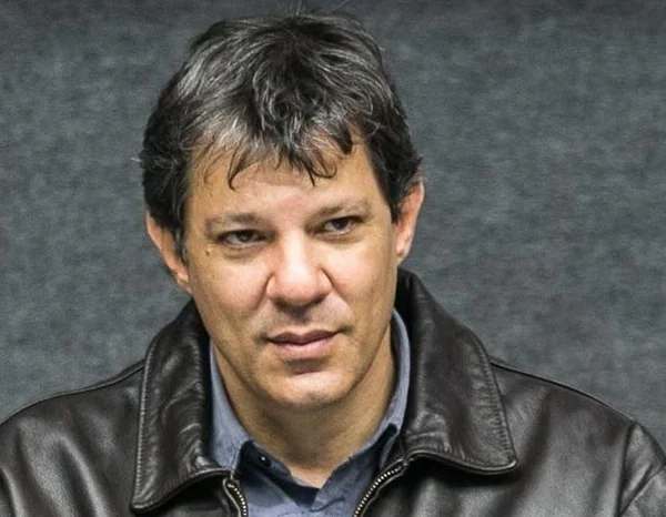 “A bruxa está solta”, diz Haddad ao comentar internação de Ciro