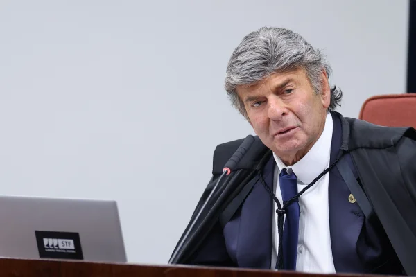 Fux suspende decisão que afastou exclusividade do BRB na Bahia