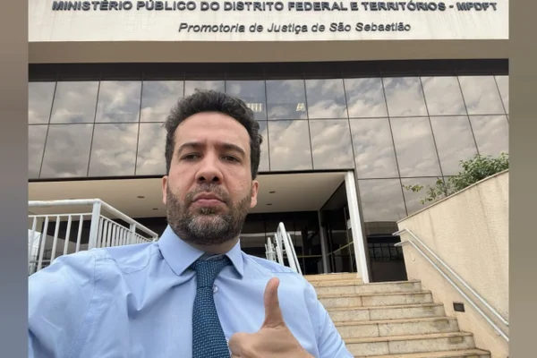 André Janones