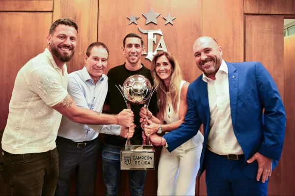 Rosário Central é campeão Argentino 2025