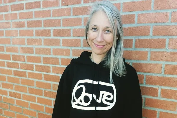 Quem é Alexandra Grant, a misteriosa namorada de Keanu Reeves