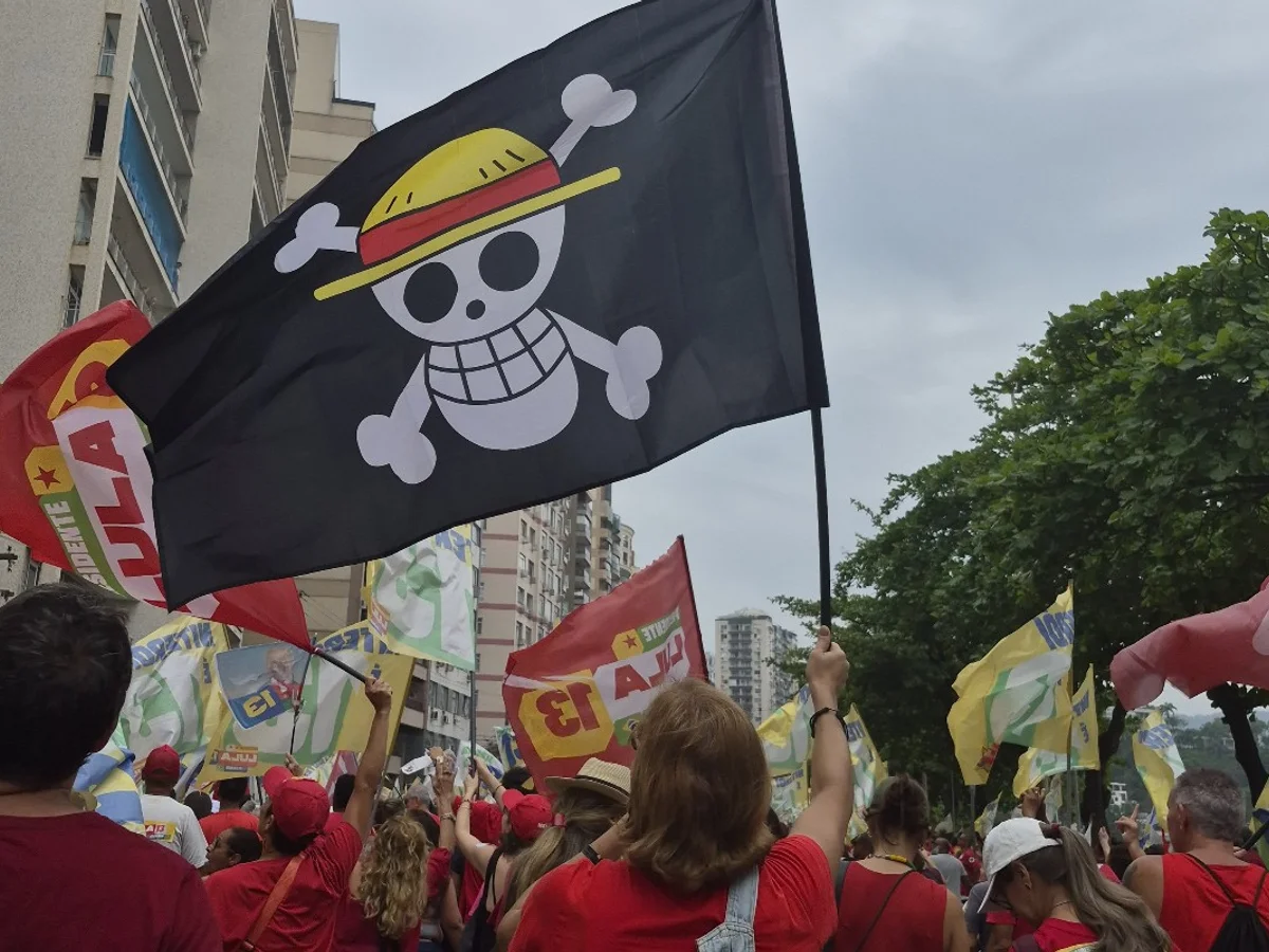 One Piece ganha destaque no Instagram de Lula com frase “Existir não é um crime” e referência ao Gear 13