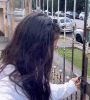 Lí Marttins esteve na casa que comprou com o marido