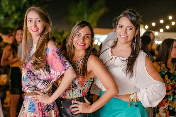 Alixeia Brito, Luciana Vieira e Nathalia Moreira Alixeia Brito, Luciana Vieira e Nathalia Moreira