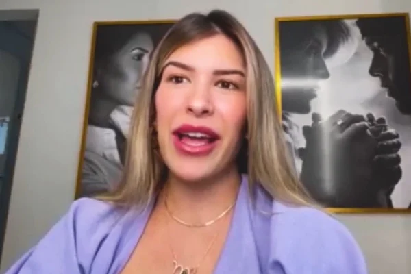 Lore Improta desabafa após cartão clonado e canal do YouTube hackeado