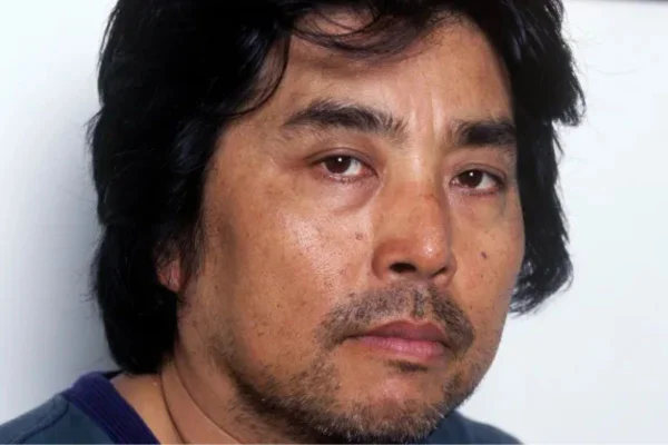 Escritor e cineasta, Ryu Murakami morreu no dia 17 de outubro, mas o falecimento só foi divulgado nesta sexta-feira (23/10) - Metrópoles