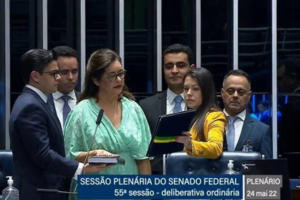 Doutora Eudócia toma posse como senadora no lugar de Rodrigo Cunha