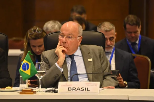 Reunião de ministros abre cúpula do Mercosul