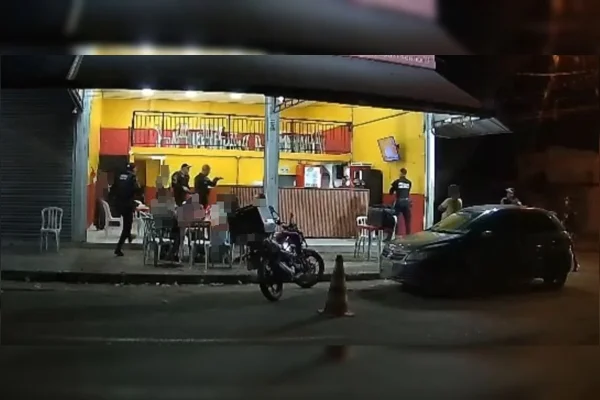 Menina estava no colo de alvo de assassino durante festa, diz PMDF
