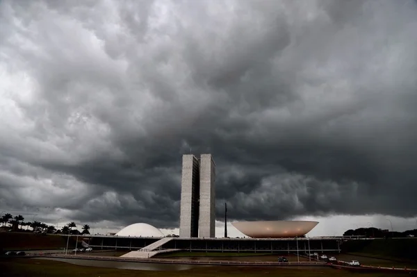 Veja os congressistas do DF que mais usaram verba pública em 2019