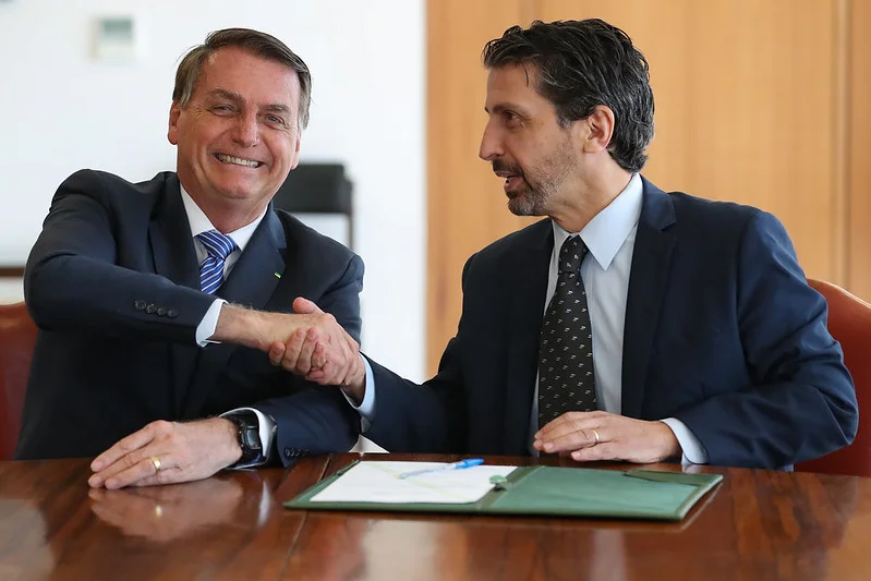 Joaquim Pereira Leite assume no lugar de Ricardo Salles. Joaquim Pereira Leite assume no lugar de Ricardo Salles.