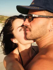 André Lamoglia e Jade Picon fazem pose para as redes sociais