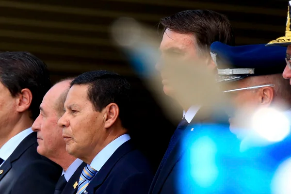 Gabinete de crise estuda afastar diretoria da Vale, diz Mourão