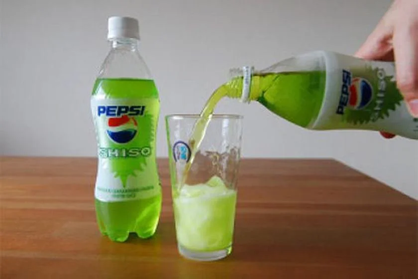 Pepsi mentolada, vendida no Japão Pepsi mentolada, vendida no Japão