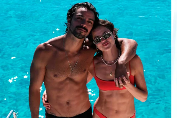 Agatha Moreira e Rodrigo Simas