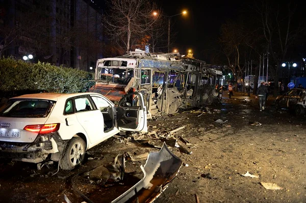 Turquia ataca curdos no Iraque após atentado matar 37 pessoas em Ancara