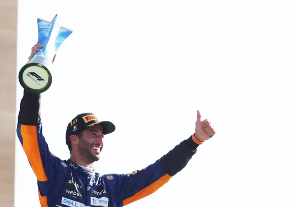 Ricciardo no pódio, sorriso no rosto: conheça o piloto mais carismático da F1