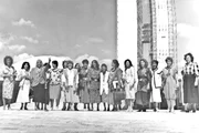 Deputadas constituintes da “bancada do batom”, grupo que atuou pela ampliação dos direitos das mulheres, na promulgação da Constituição de 1988 Deputadas constituintes da “bancada do batom”, grupo que atuou pela ampliação dos direitos das mulheres, na promulgação da Constituição de 1988