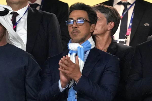 Foto colorida de Dono do Manchester City - Metrópoles