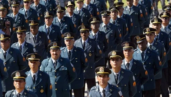 Concurso para oficiais da PMRJ encerrará inscrições no domingo (20/1)