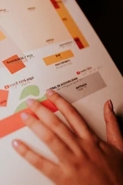 O Na Praia oferece atendimento especializado, áreas reservadas, interpretação em Libras, kits sensoriais e outros recursos para que pessoas com deficiência possam aproveitar o festival com conforto O Na Praia oferece atendimento especializado, áreas reservadas, interpretação em Libras, kits sensoriais e outros recursos para que pessoas com deficiência possam aproveitar o festival com conforto