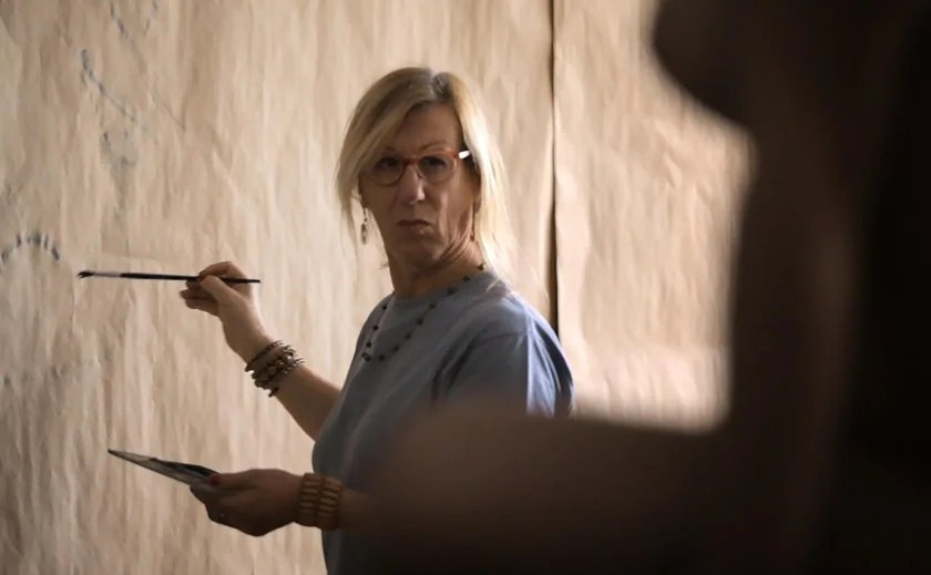 <b>Laerte-se</b>: O documentário conta a trajetória da cartunista Laerte, uma das principais mulheres trans do Brasil. Em relato sincero, cru e emocionante, a jornalista Eliane Brum retira dessa personagem uma história sobre preconceito e aceitação. <b>Laerte-se</b>: O documentário conta a trajetória da cartunista Laerte, uma das principais mulheres trans do Brasil. Em relato sincero, cru e emocionante, a jornalista Eliane Brum retira dessa personagem uma história sobre preconceito e aceitação.